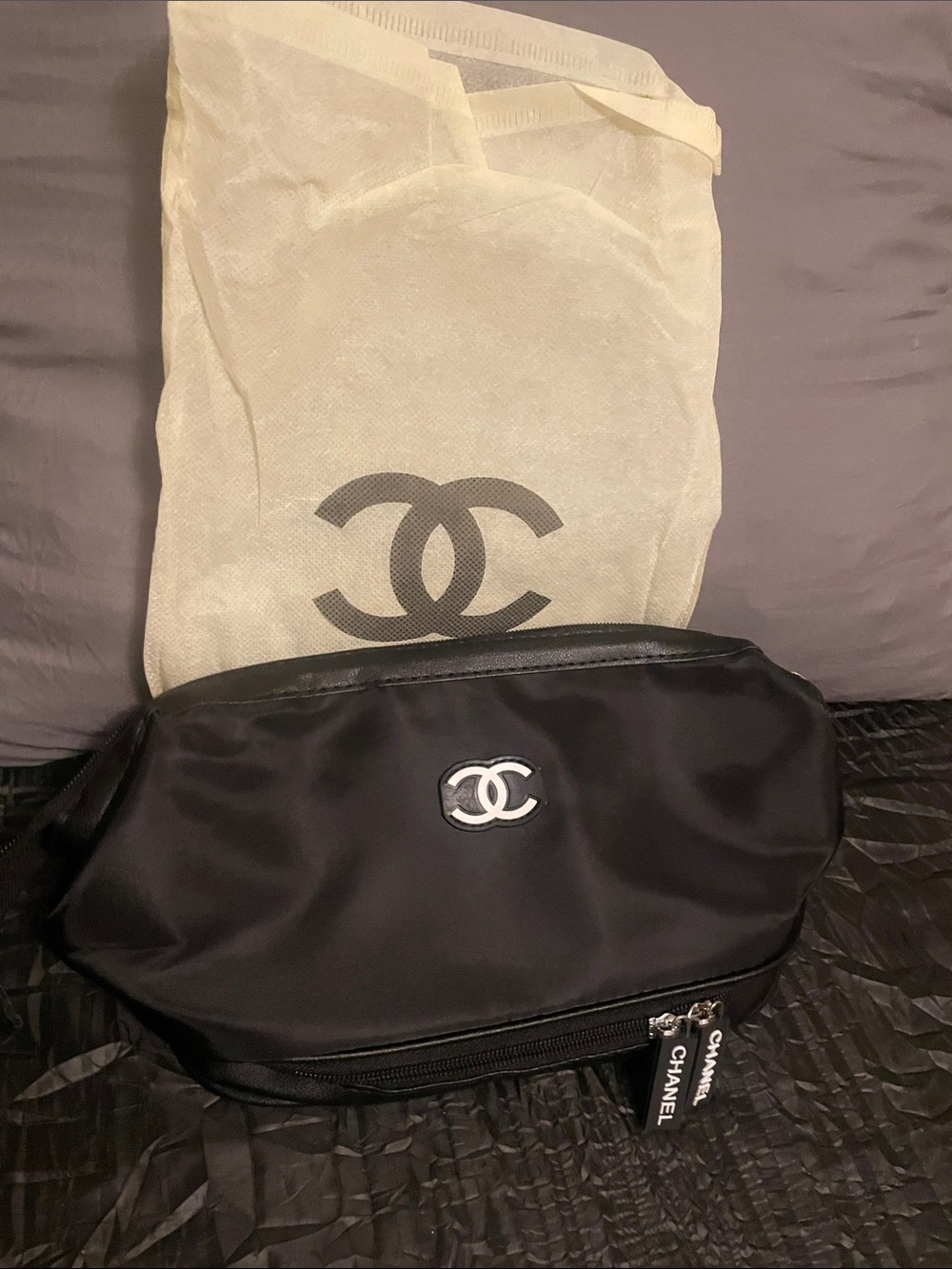 GWP Black Nylon Toiletry Pouch with White CC Logo - Picture 16 of 17